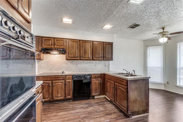 Building Photo - 13235 Fall Manor Dr