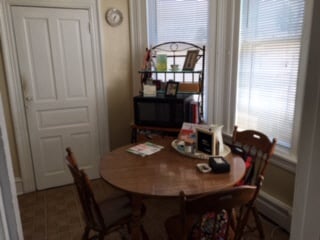 Building Photo - 208 Summit Ave