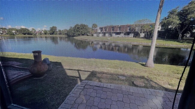 Building Photo - 9113 Lime Tree Ln