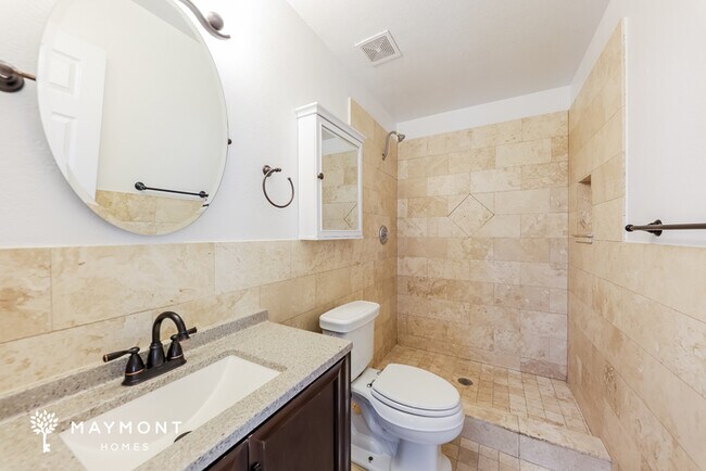 Building Photo - 2119 W Eugie Ave