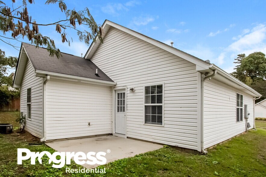 Building Photo - 1013 Valley Ridge Rd
