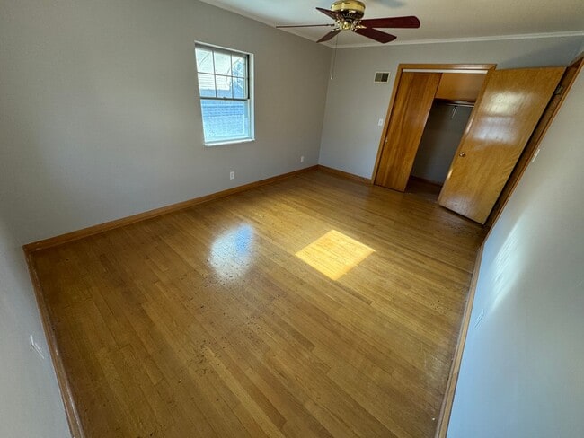 Building Photo - 2770 Tremont Rd