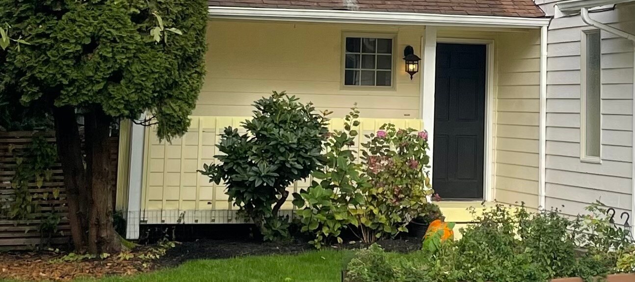 Building Photo - 14210 Beverly Park Rd