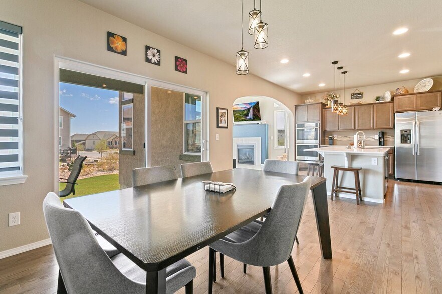 Building Photo - 5775 Thurber Dr