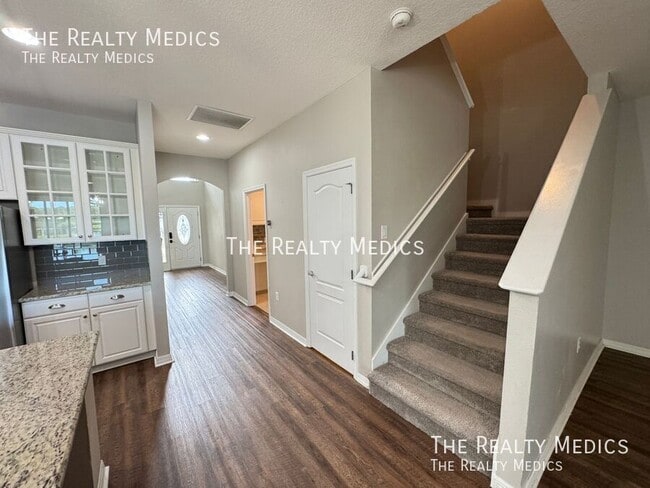 Building Photo - 5107 Appenine Loop W