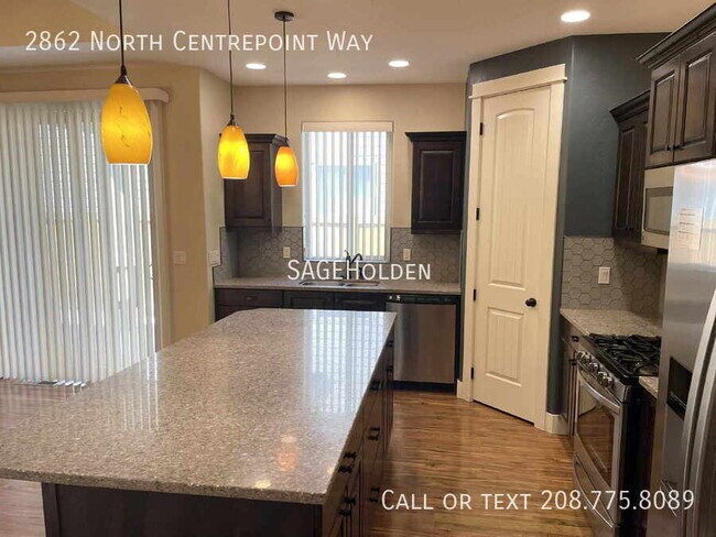Building Photo - 2862 N Centrepoint Way