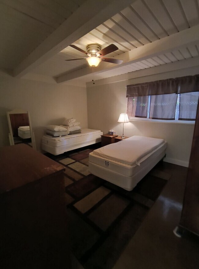 Building Photo - SHORT TERM RENTAL! Fully Furnished and Mov...