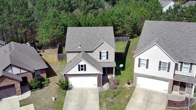 Building Photo - Doss Ferry Community – Kimberly, AL | 2-Story Home Built in 2017 | 3 Bedrooms, 2.5 Baths | Fenced...