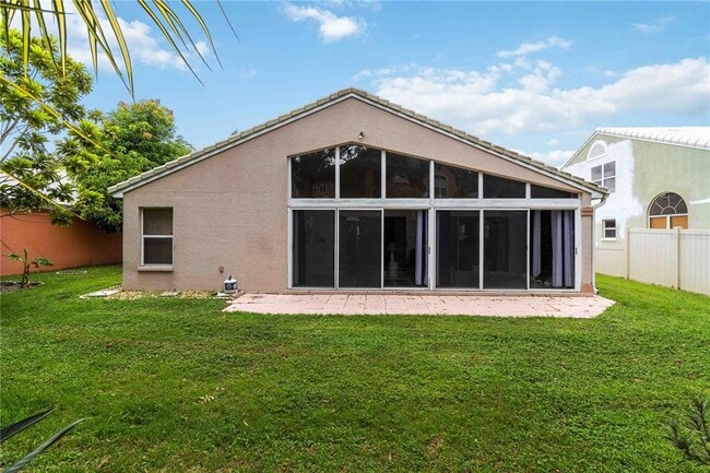 Building Photo - 5509 83rd Terrace E
