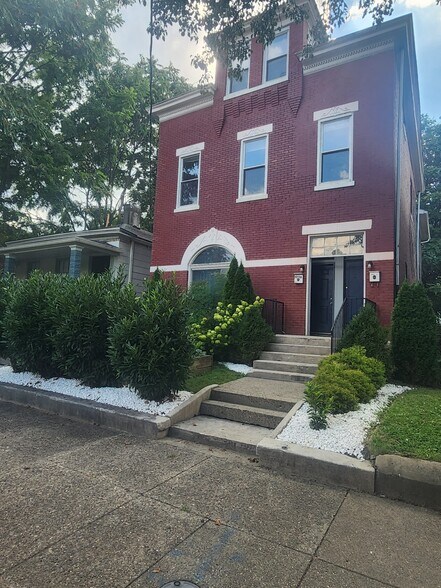 Building Photo - 1036 S 7th St