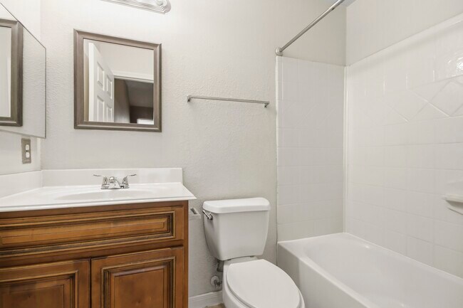 Building Photo - 3031 Cypress Island Dr