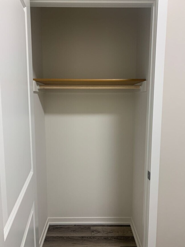 Building Photo - New 3 bedroom/3 bath ranch townhome in SE Lincoln