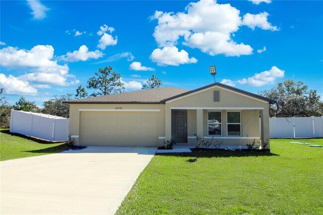 Primary Photo - 10276 N Spaulding Dr