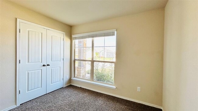 Building Photo - 180 Onna St