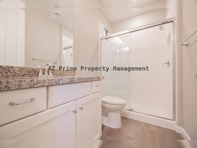 Building Photo - 10046 E Bell Rd