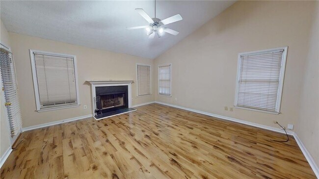 Building Photo - 110 Beaverwood Ln