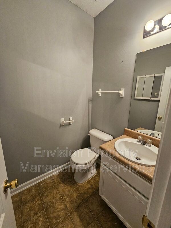 Building Photo - 1243 Blairs Pointe Dr SW