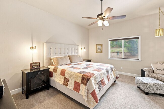 Building Photo - 12441 Woodruff Dr