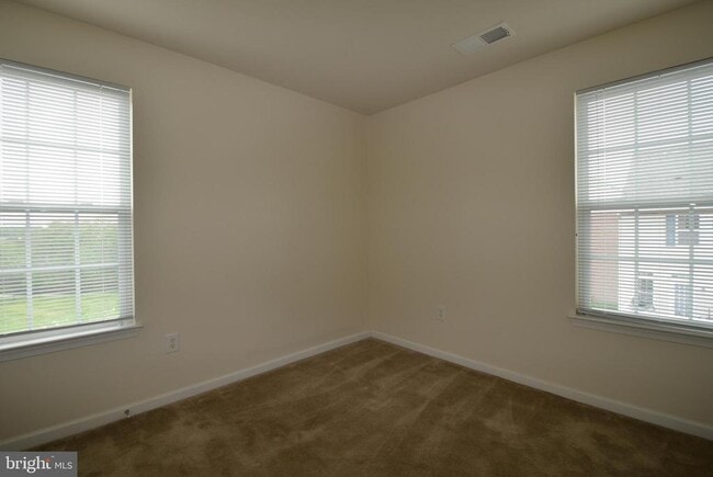 Building Photo - 1031 Ironwood Ln