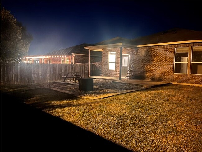 Building Photo - 541 Moonwalker Trail