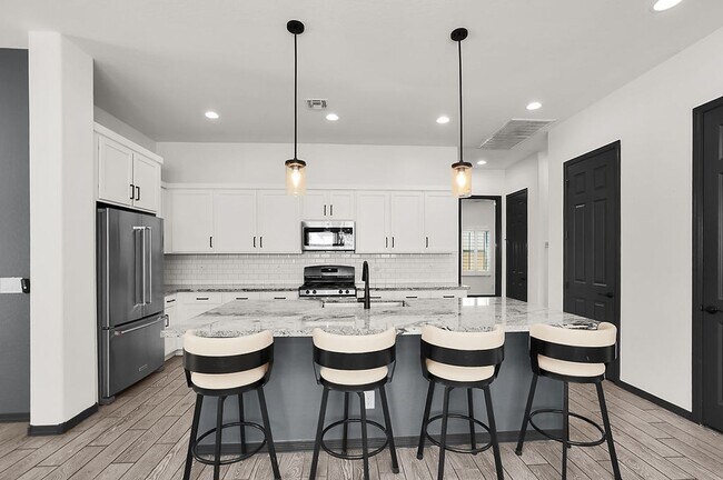 Building Photo - 369 W Glacier Bay Dr