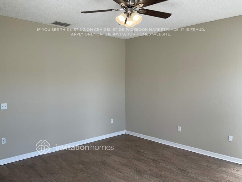 Building Photo - 467 Tamarind Parke Ln