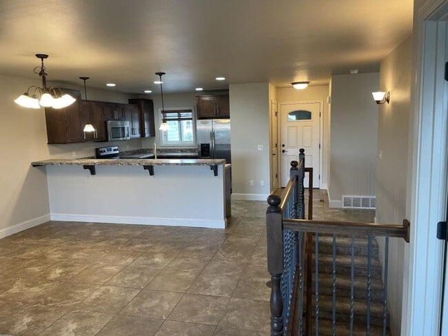 Building Photo - 3 bedroom in Billings MT 59106