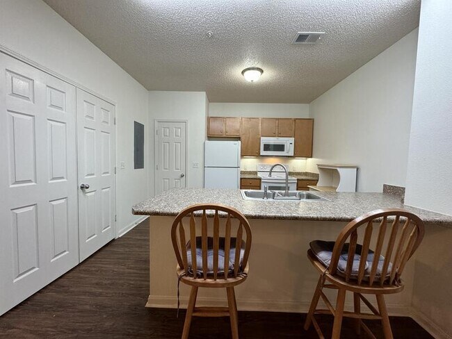 Building Photo - 2200 Classen Blvd