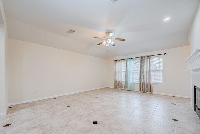Building Photo - 7514 Trail Hollow
