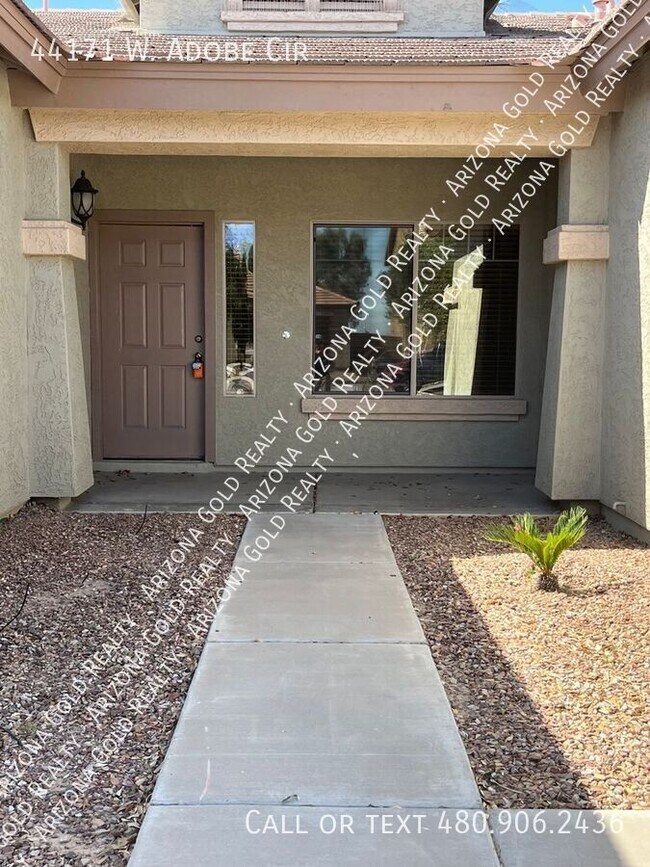 Building Photo - 44171 Adobe Cir