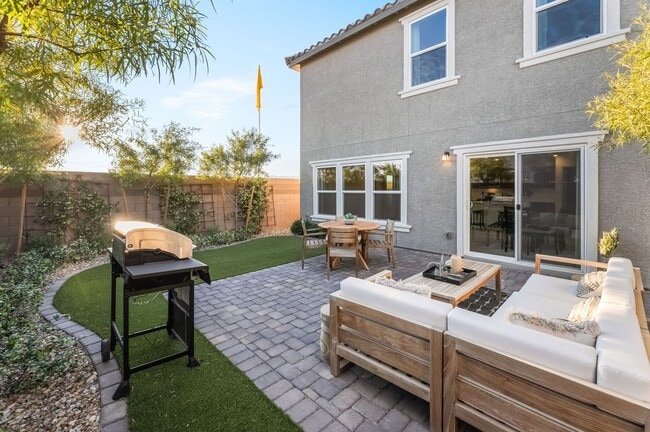 Building Photo - Be the first to live in this brand-new expansive two-story former model home!