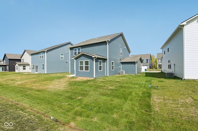 Building Photo - 15480 Postman Rd