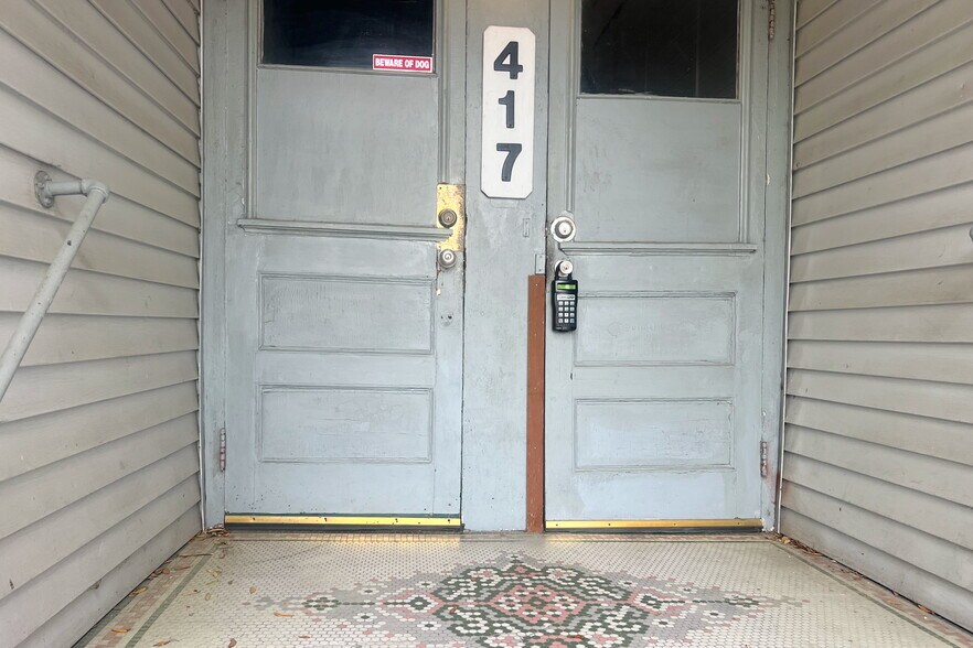 Building Photo - 417 N 5th Ave