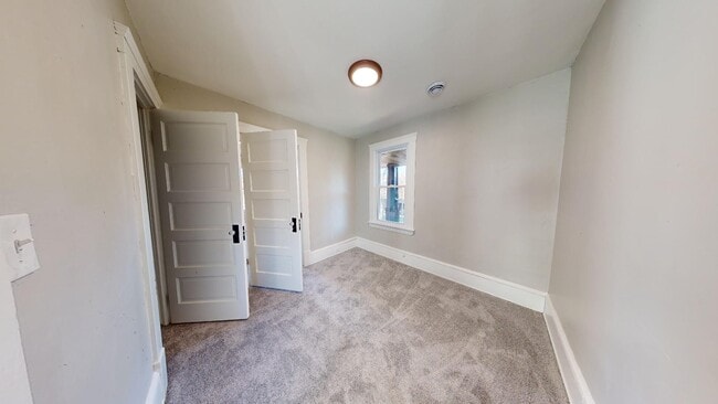 Building Photo - 7408 Dudley Ave