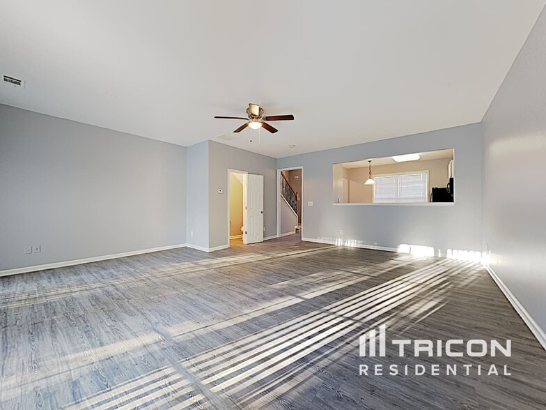 Building Photo - 3038 Deerborne Ct