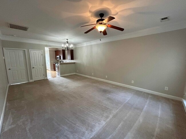 Building Photo - 9109 Otter Ln