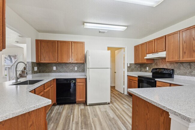 Building Photo - 16216 Ike Ln