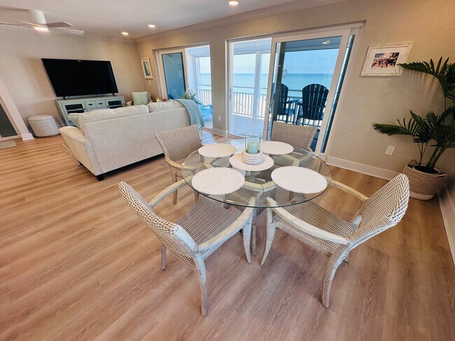 Building Photo - 555 Gulf Way