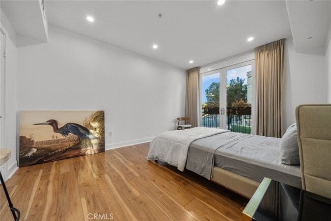 Building Photo - 24505 Town Center Dr