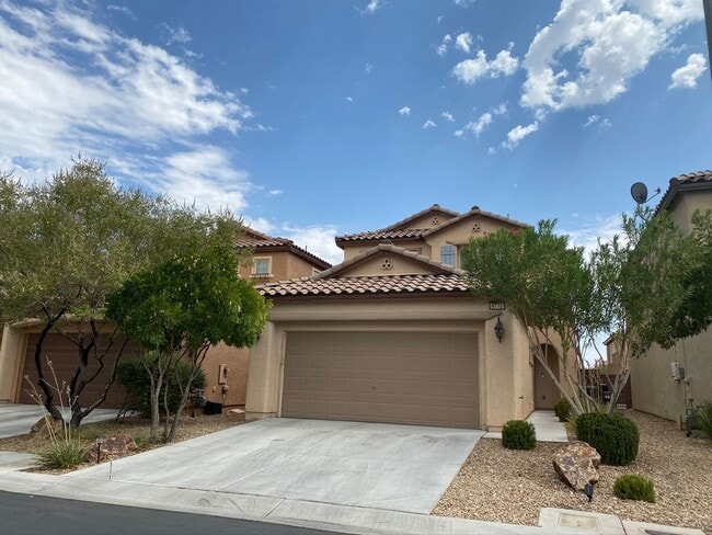Primary Photo - 3 Primary Bedrooms + Loft in Mountain's Ed...