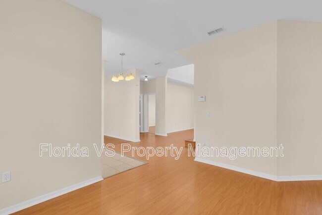 Building Photo - 166 Big Sioux Dr