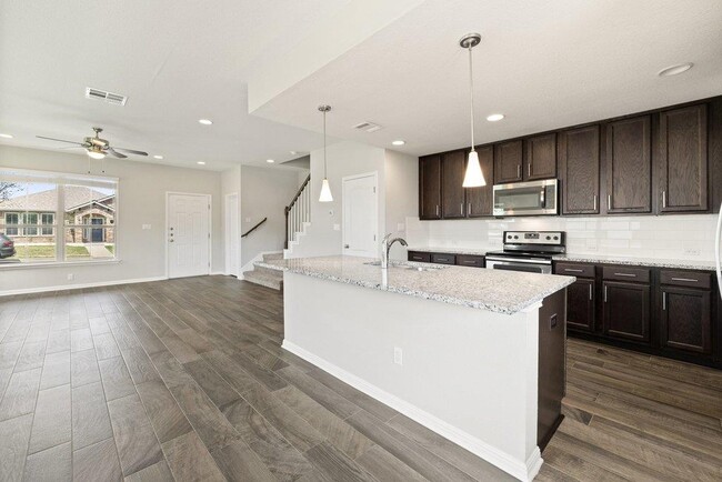 Building Photo - 719 Coconut Grove St