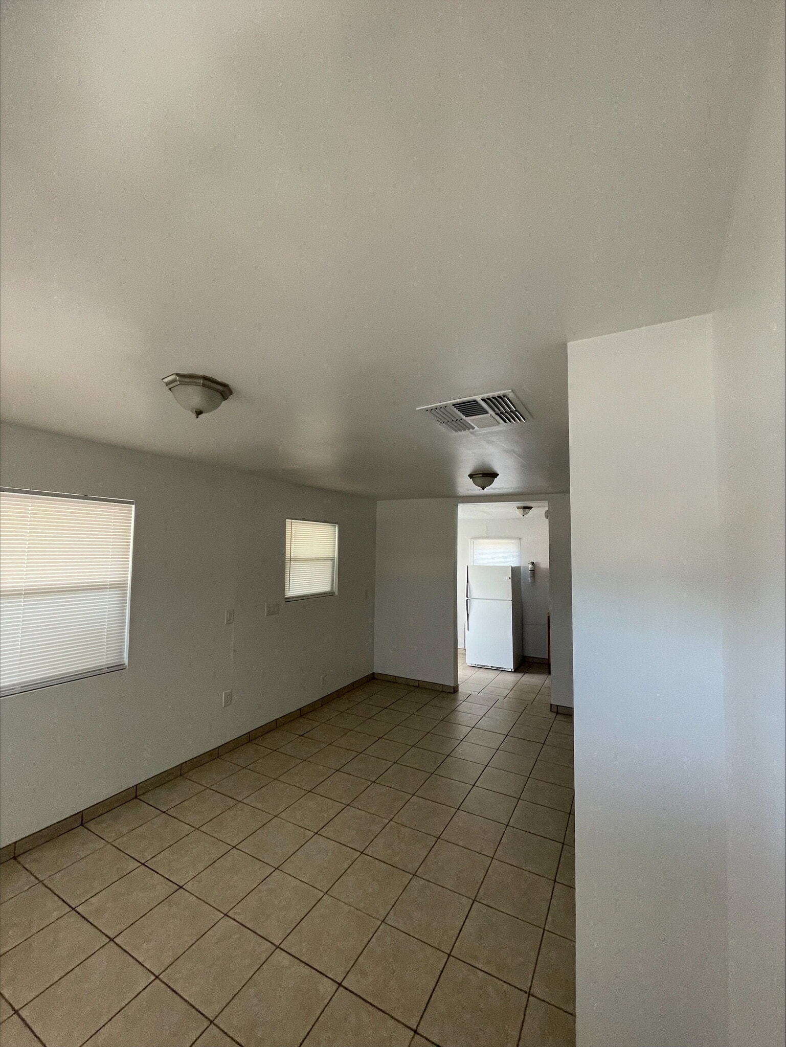 Building Photo - 711 Avenida Cesar Chavez SE