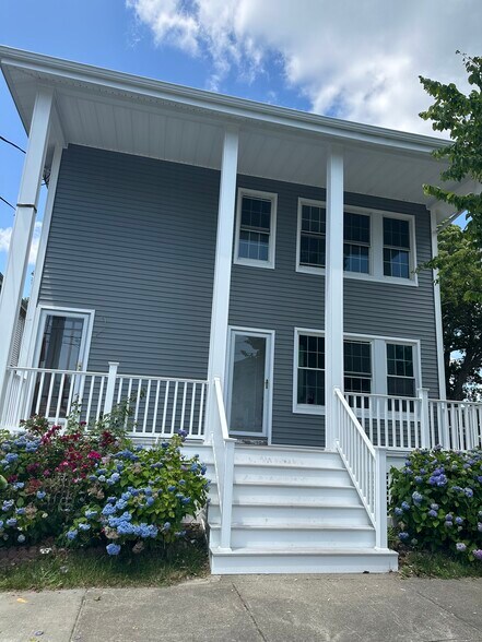 Building Photo - 55 Lucas St