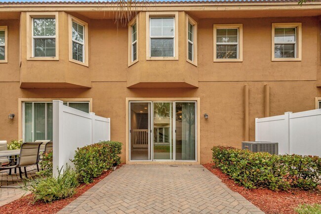 Building Photo - 5830 Monterra Club Dr