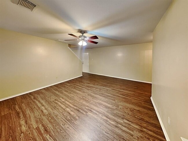 Building Photo - 3510 Avalon Castle Dr