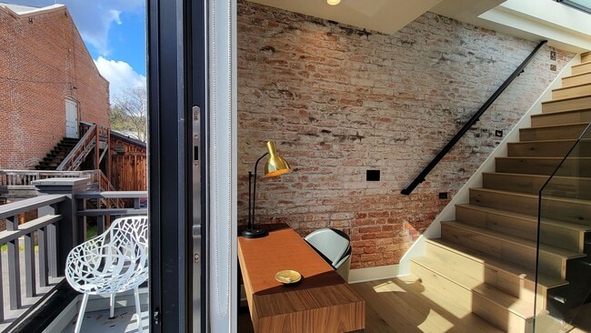 Building Photo - Station House Suite B is a stunning 2 bedr...
