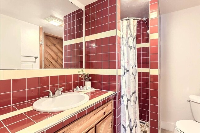 Building Photo - 2135 Spruce St