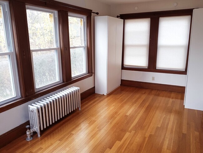 Building Photo - 41 Whittemore Rd