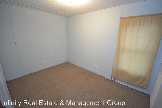 Building Photo - 3 br, 1 bath House - 6811 10th St SE